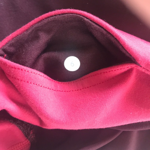 LULULEMON MAROON LEGGINGS - Picture 6 of 6